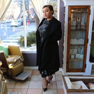Black Wool Oversized Lapel/Collar Coat